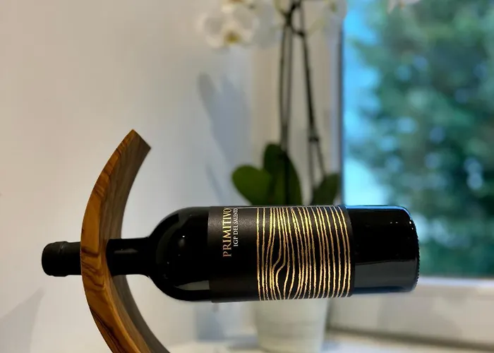 18zero2 Luxury Apartment